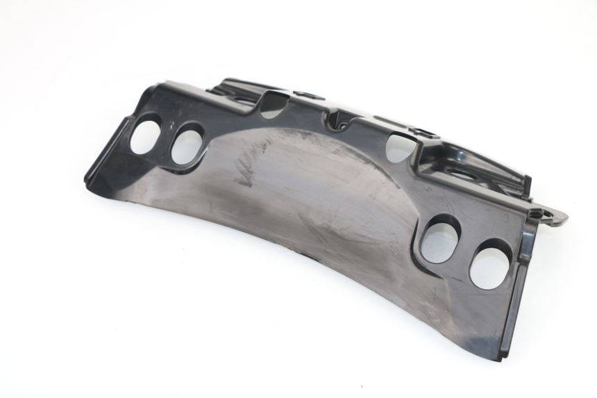 photo de JONCTION CARENAGE ARRIERE SUPERIEUR PIAGGIO MP3 500 (2011 - 2015)
