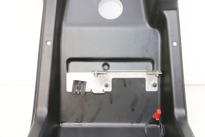 photo de JONCTION CARENAGE ARRIERE SUPERIEUR LIGIER PULSE 3 1 (2014 - 2020) - Pièce contrôlée