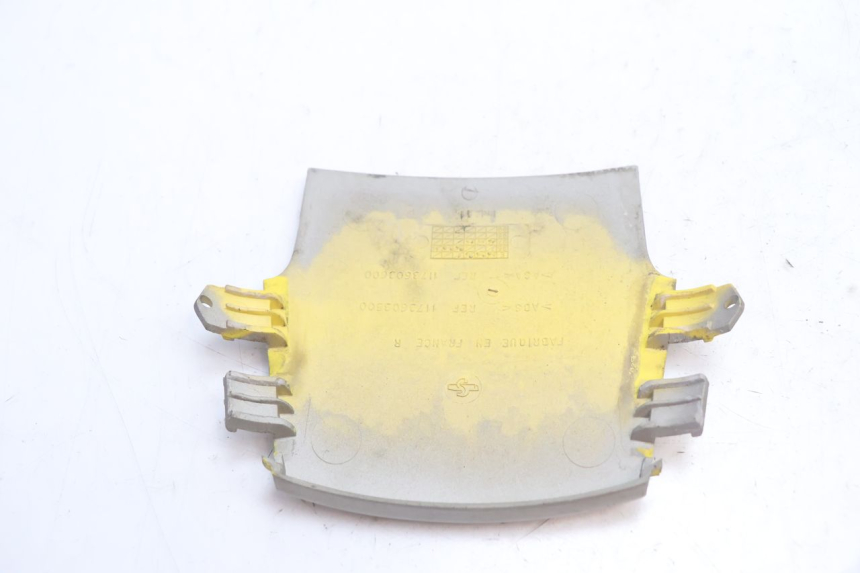 photo de JONCTION CARENAGE ARRIERE SUPERIEUR PEUGEOT SPEEDFIGHT LC 50 (1996 - 2002) - Autre angle de vue