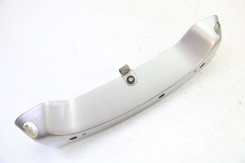photo de JONCTION CARENAGE ARRIERE SUPERIEUR PIAGGIO SUPER LX 125 (2000 - 2003)