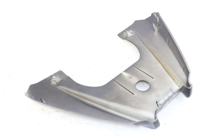 photo de JONCTION CARENAGE ARRIERE SUPERIEUR APRILIA SXR 50 (2021 - 2023)