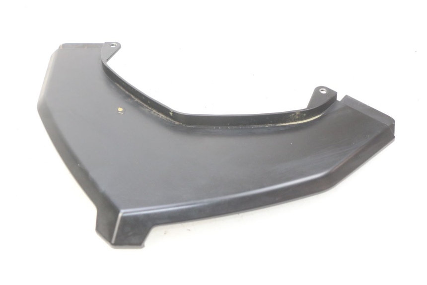 photo de JONCTION CARENAGE ARRIERE SUPERIEUR YAMASAKI YM T 125 (2015 - 2020)