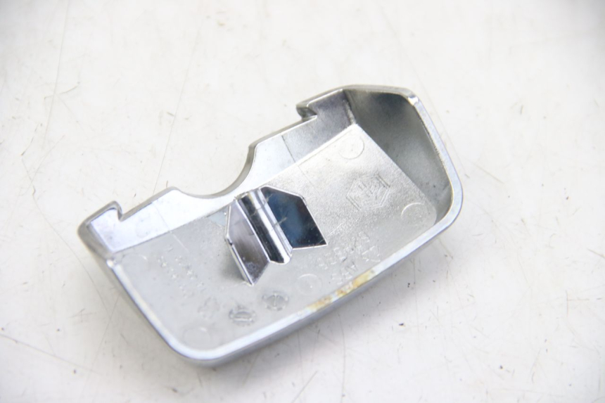 photo de JONCTION CARENAGE ARRIERE PIAGGIO VESPA GTS SUPER IE 125 (2009 - 2016)