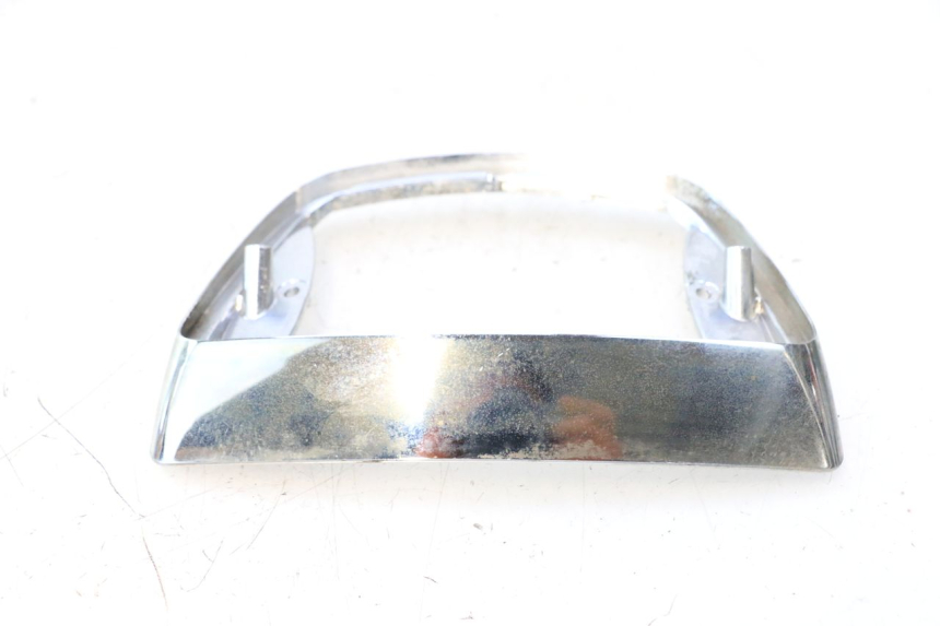 photo de JONCTION CARENAGE ARRIERE PIAGGIO VESPA S 2T 50 (2007 - 2014) - Zoom état d’usage