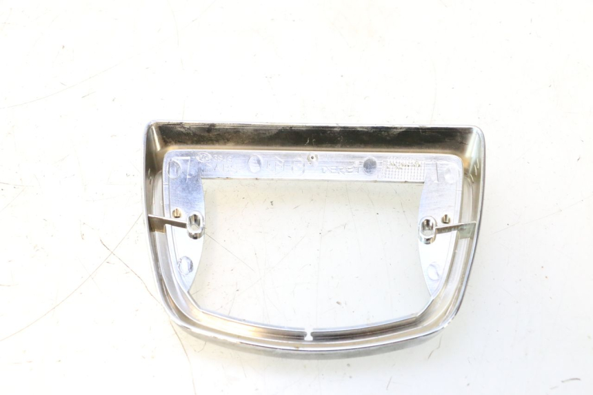 photo de JONCTION CARENAGE ARRIERE PIAGGIO VESPA S 2T 50 (2007 - 2014) - Gros plan technique