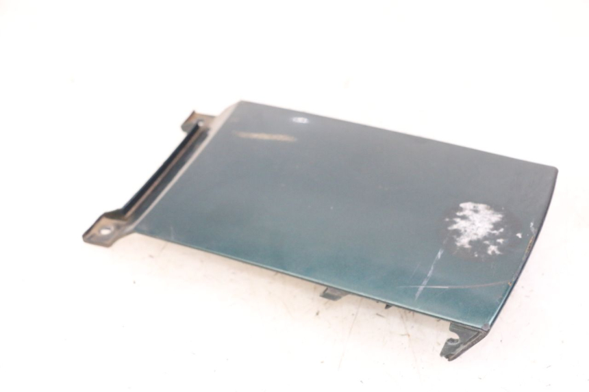 photo de JONCTION CARENAGE ARRIERE YAMAHA XJN DIVERSION 600 (2000 - 2003)