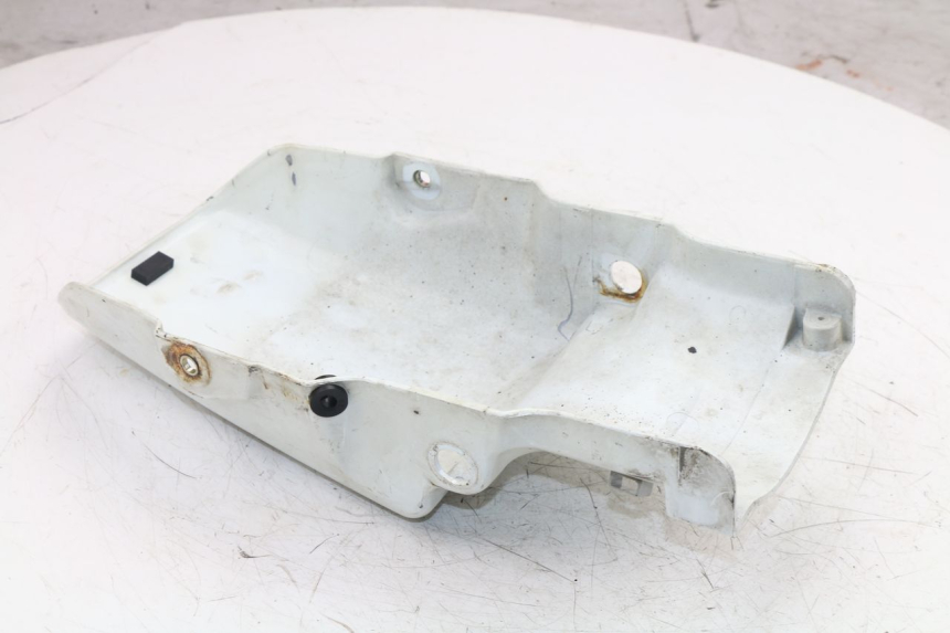 photo de JONCTION CARENAGE ARRIERE HONDA XLV TRANSALP 600 (1987 - 1990) - Autre angle de vue