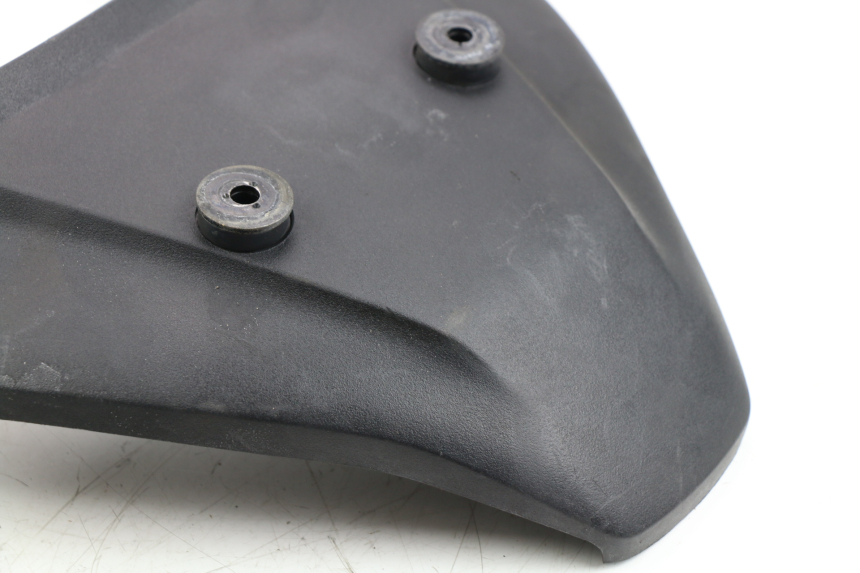 photo de JONCTION CARENAGE ARRIERE HONDA XLV VARADERO 125 (2000 - 2006)