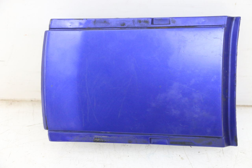 photo de JONCTION CARENAGE ARRIERE YAMAHA FZS FAZER 600 (2001 - 2003)