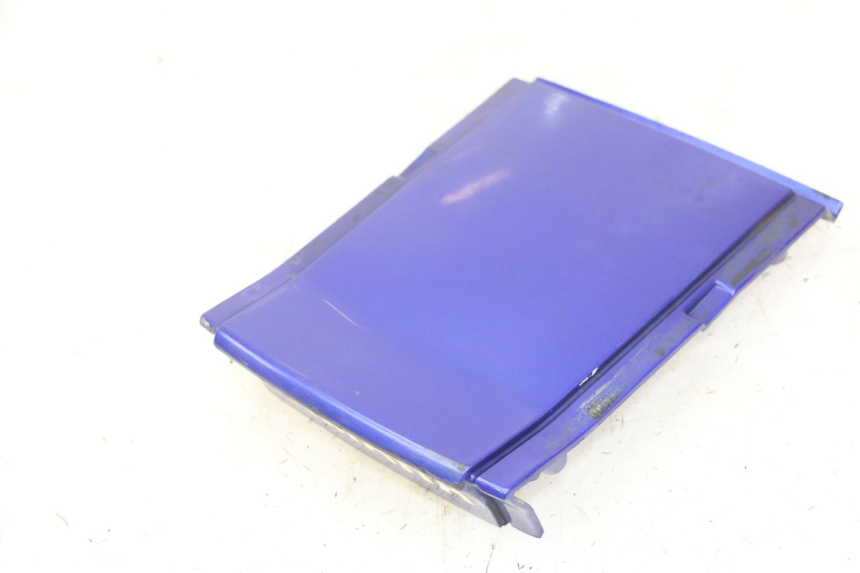 photo de JONCTION CARENAGE ARRIERE YAMAHA FZS FAZER 600 (2001 - 2003)