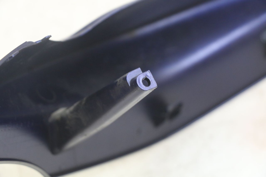 photo de JONCTION CARENAGE ARRIERE YAMAHA YP MAJESTY 400 (2004 - 2008) - Zoom état d’usage