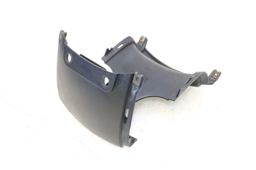 photo de JONCTION CARENAGE ARRIERE YAMAHA YP MAJESTY 125 (2002 - 2006) - Autre angle de vue