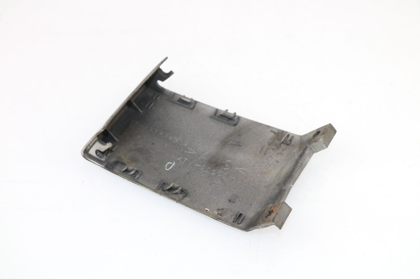 photo de JONCTION CARENAGE ARRIERE YAMAHA YZF R THUNDERCAT 600 (1999 - 2003)