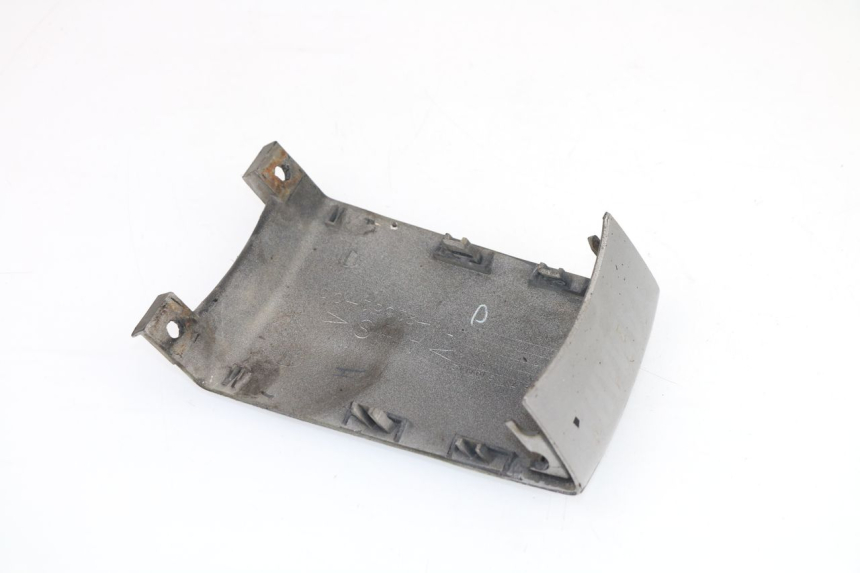 photo de JONCTION CARENAGE ARRIERE YAMAHA YZF R THUNDERCAT 600 (1999 - 2003)