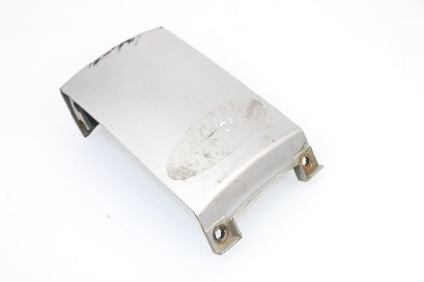 photo de JONCTION CARENAGE ARRIERE YAMAHA YZF R THUNDERCAT 600 (1999 - 2003)