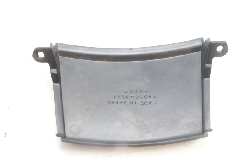 photo de JONCTION CARENAGE ARRIERE KAWASAKI ZZR 600 (1995 - 2004) - Vue d’ensemble