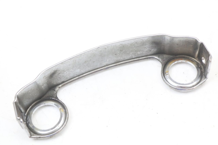 photo de JONCTION CARENAGE AVANT SUZUKI GN 125 (1997 - 2000)