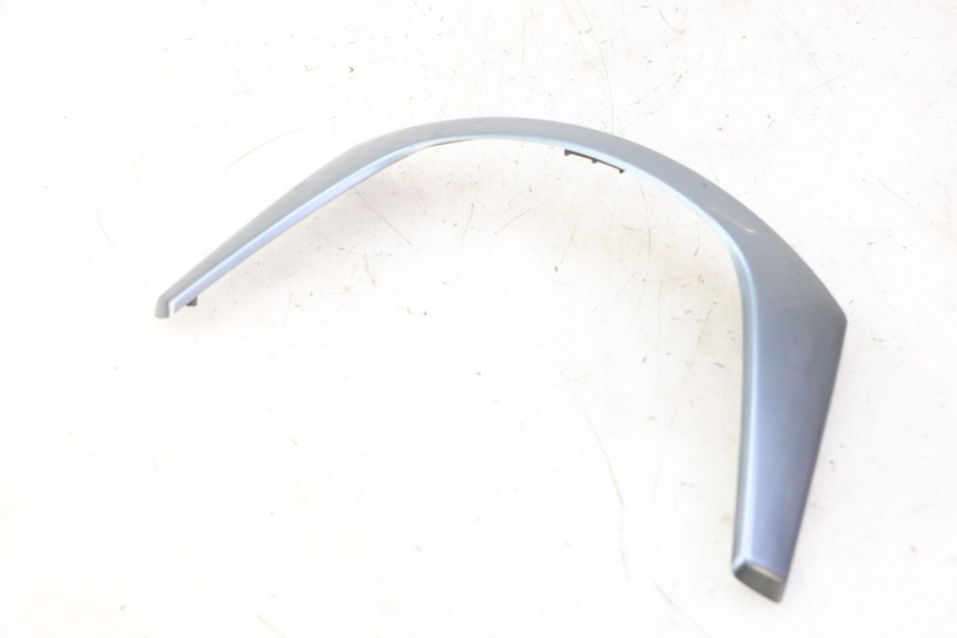 photo de JONCTION CARENAGE AVANT DAELIM HISTORY 125 (2001 - 2002)