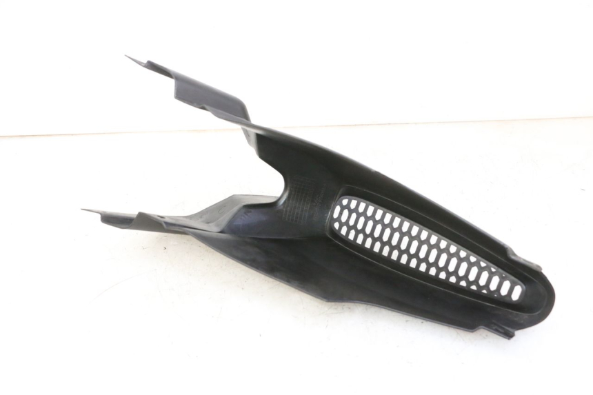 photo de JONCTION CARENAGE AVANT INF QUADRO 4 4D 350 (2015 - 2018)