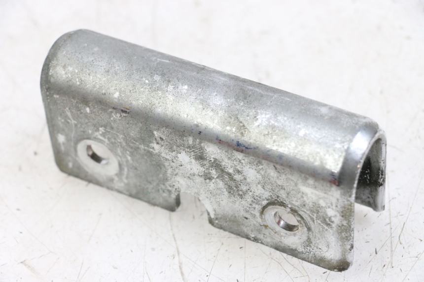 photo de JONCTION CARENAGE AVANT INF HYOSUNG GV AQUILA 125 (2000 - 2004) - Vue principale