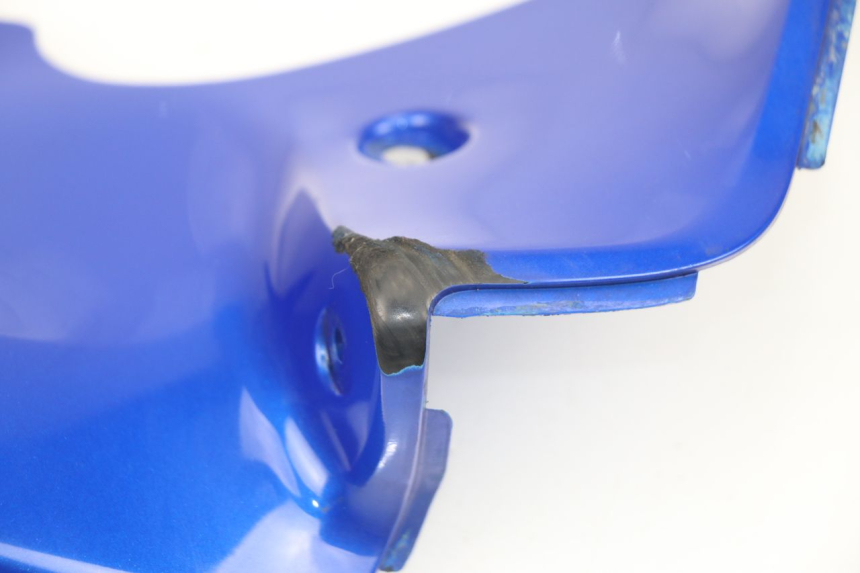 photo de JONCTION CARENAGE AVANT INF SUZUKI GSF S BANDIT 600 (2000 - 2004)