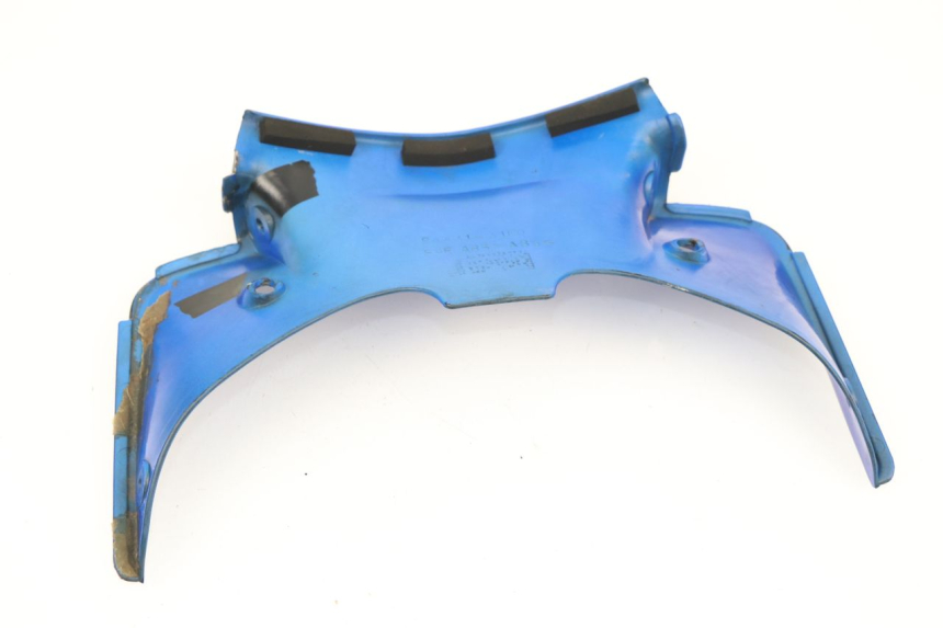 photo de JONCTION CARENAGE AVANT INF SUZUKI GSF S BANDIT 600 (2000 - 2004)