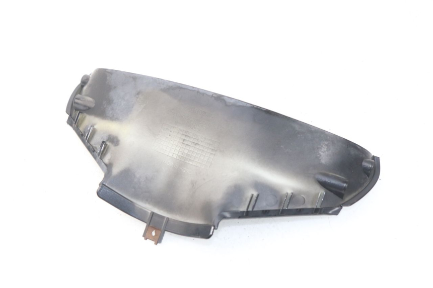photo de JONCTION CARENAGE AVANT INF HYOSUNG COMET GTR 125 (2007 - 2014)