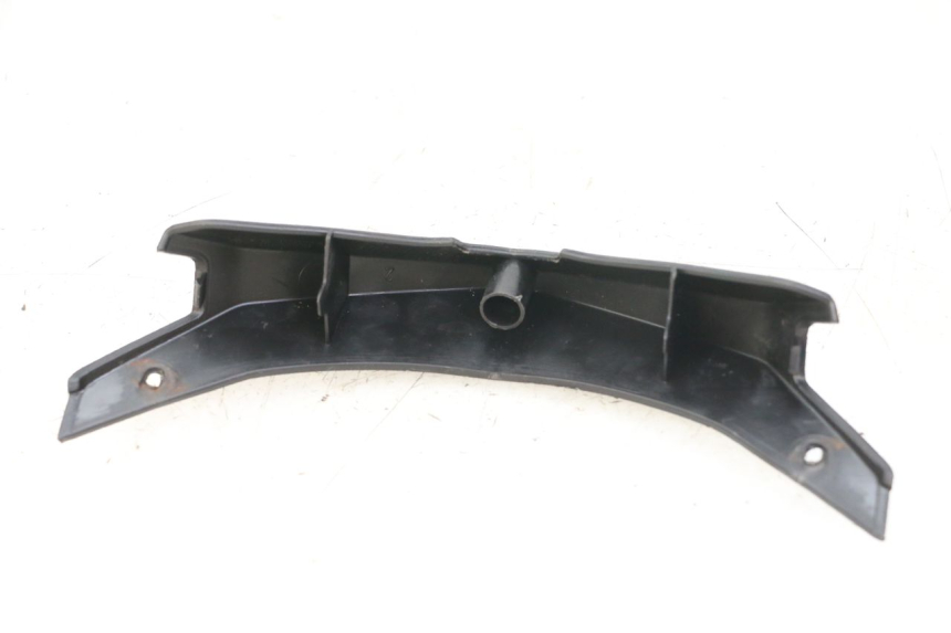 photo de JONCTION CARENAGE AVANT INF SYM JET 14 4T 50 (2018 - 2022)