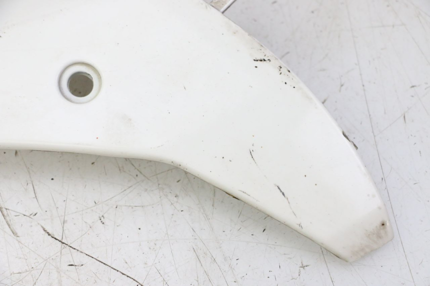 photo de JONCTION CARENAGE AVANT INF PIAGGIO LXV 4T 50 (2009 - 2013)