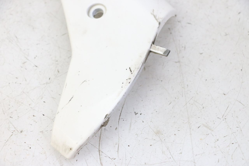 photo de JONCTION CARENAGE AVANT INF PIAGGIO LXV 4T 50 (2009 - 2013)