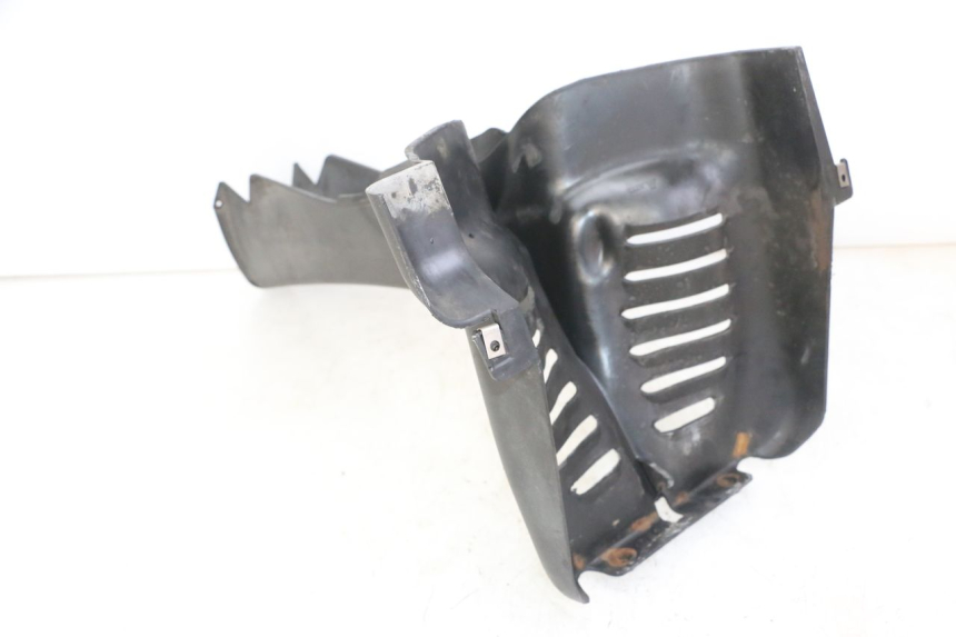 photo de JONCTION CARENAGE AVANT INF PIAGGIO MP3 LT 400 (2007 - 2012)