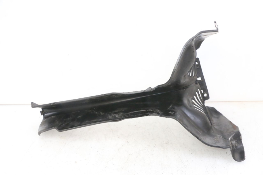 photo de JONCTION CARENAGE AVANT INF PIAGGIO MP3 500 (2011 - 2015)