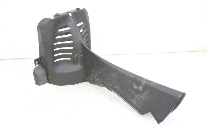 photo de JONCTION CARENAGE AVANT INF PIAGGIO MP3 RL 250 (2007 - 2010) - Points de fixation