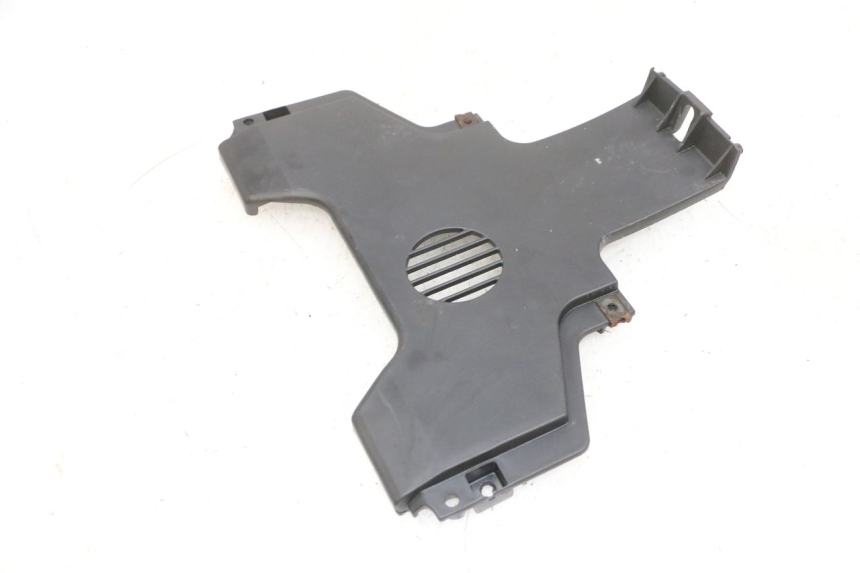 photo de JONCTION CARENAGE AVANT INF PIAGGIO MP3 500 (2016 - 2018) - Autre angle de vue