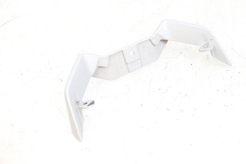 photo de JONCTION CARENAGE AVANT INF YAMAHA MT-07 MT07 ABS 700 (2018 - 2020) - Zoom état d’usage