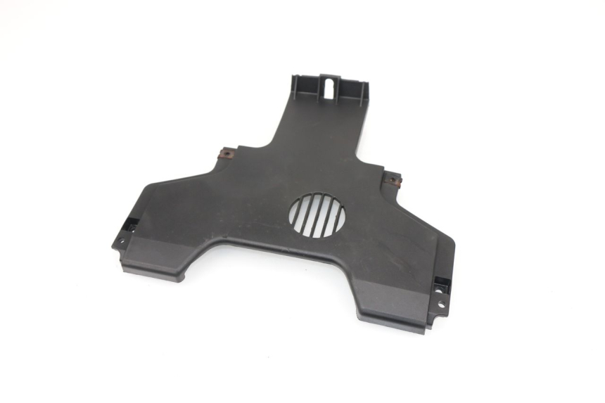 photo de JONCTION CARENAGE AVANT INF PIAGGIO MP3 500 (2011 - 2015)