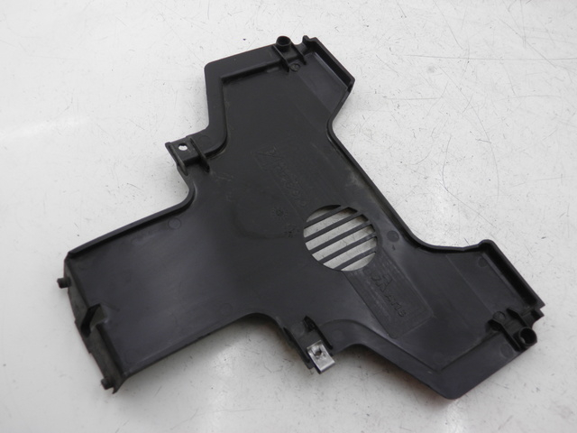 photo de JONCTION CARENAGE AVANT INF PIAGGIO MP3 RL 125 (2006 - 2014)