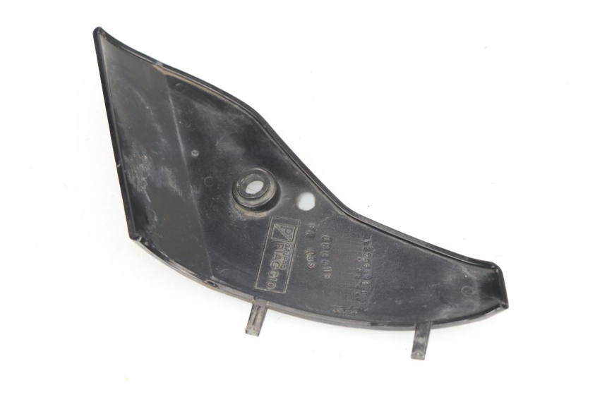 photo de JONCTION CARENAGE AVANT INF PIAGGIO VESPA LX 2T 50 (2005 - 2013)