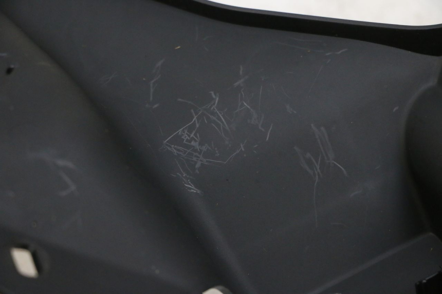 photo de JONCTION CARENAGE AVANT INF BMW R GS 1250 (2021 - 2024) - Pièce contrôlée