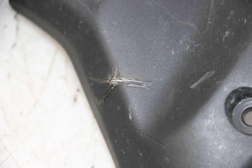 photo de JONCTION CARENAGE AVANT INF PEUGEOT STREETZONE I NAKED 2T 50 (2018 - 2020)