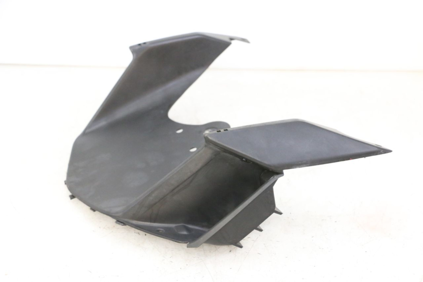 photo de JONCTION CARENAGE AVANT INF SUZUKI SV S 650 (2003 - 2009)