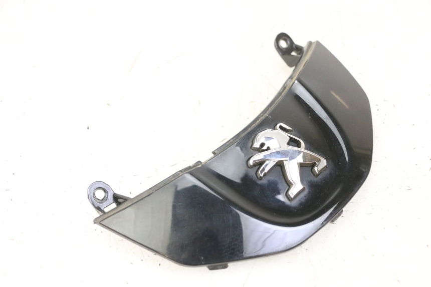 photo de JONCTION CARENAGE AVANT INF PEUGEOT TWEET PRO CARGO 50 (2018 - 2020) - Gros plan technique