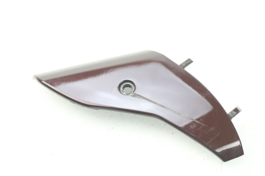 photo de JONCTION CARENAGE AVANT INF PIAGGIO VESPA LX IE 125 (2010 - 2012)
