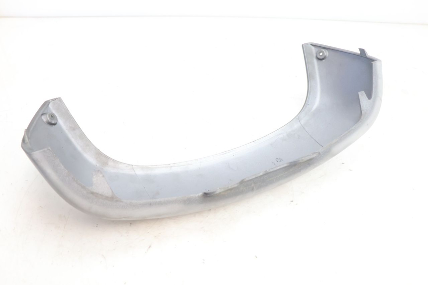 photo de JONCTION CARENAGE AVANT INF PIAGGIO X9 AMALFI 180 (2000 - 2003) - Points de fixation