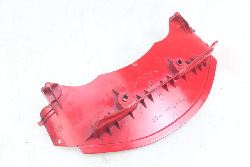 photo de JONCTION CARENAGE AVANT INF YAMAHA YZF R THUNDERCAT 600 (1996 - 2003)