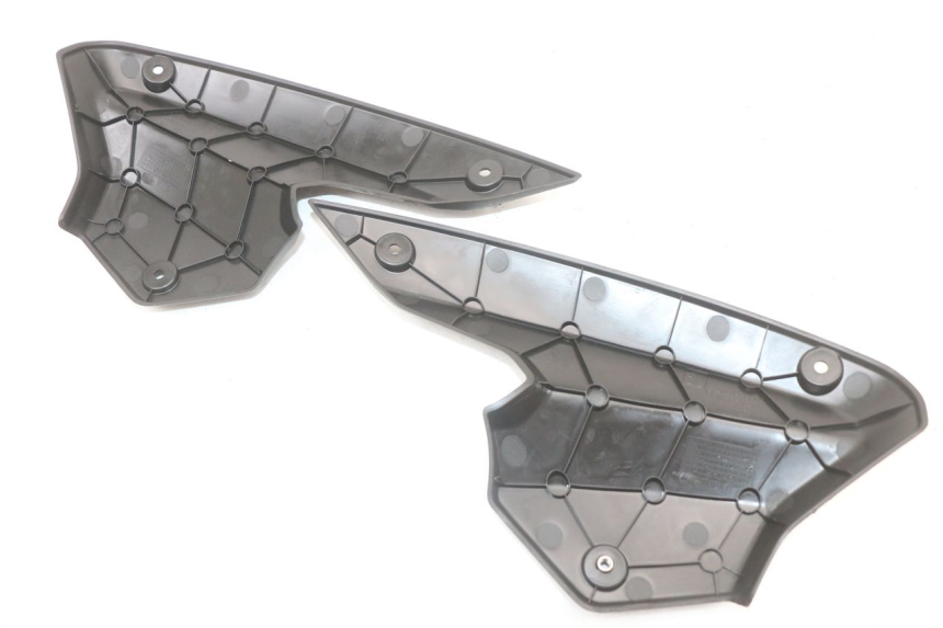 photo de JONCTION CARENAGE AVANT PEUGEOT KISBEE 4T 50 (2018 - 2022)