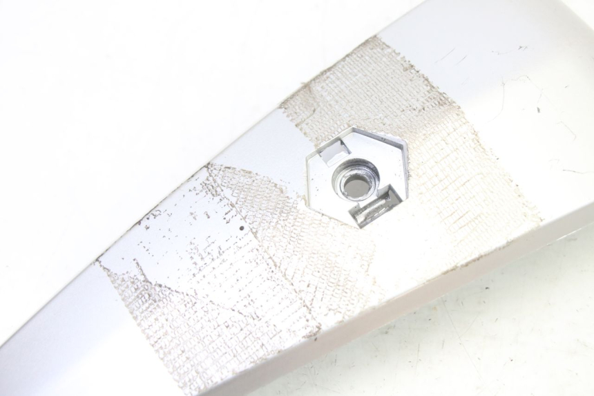 photo de JONCTION CARENAGE AVANT PIAGGIO LIBERTY 4T 50 (2009 - 2015)