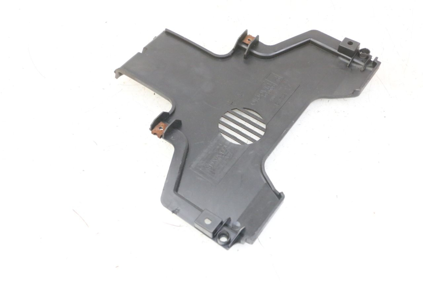 photo de JONCTION CARENAGE AVANT PIAGGIO MP3 500 (2011 - 2015)