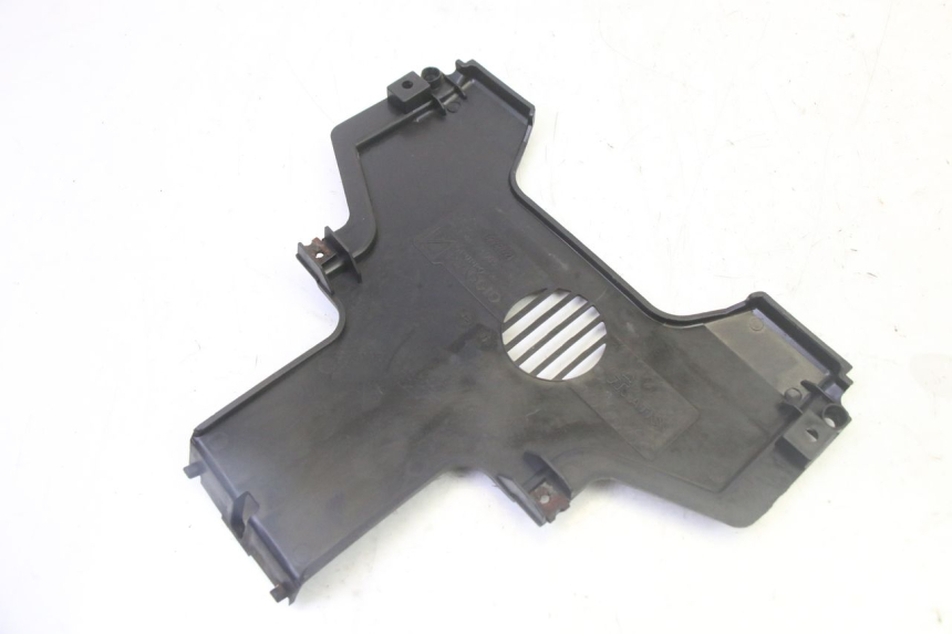 photo de JONCTION CARENAGE AVANT PIAGGIO MP3 500 (2011 - 2015)