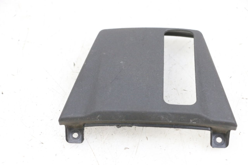 photo de JONCTION CARENAGE AVANT PIAGGIO MP3 500 (2016 - 2018) - Zoom état d’usage